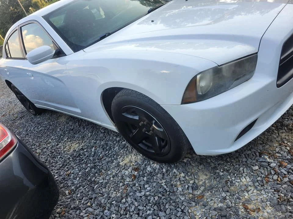 2013 Dodge Charger 7th Gen - Image 3 of 11