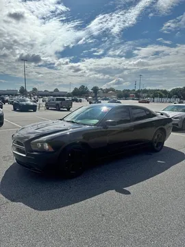 2013 Dodge Charger SE Sedan 4D