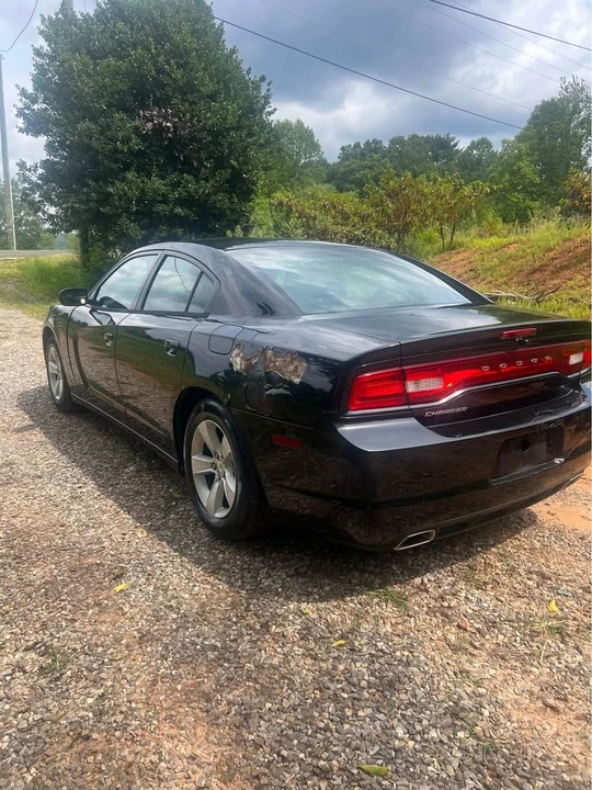 2013 Dodge Charger 7th Gen - Image 13 of 18
