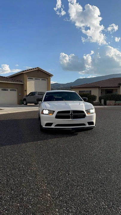 2013 Dodge Charger 7th Gen - Image 4 of 6