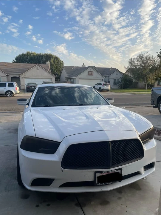 2013 Dodge Charger 7th Gen - Image 2 of 5