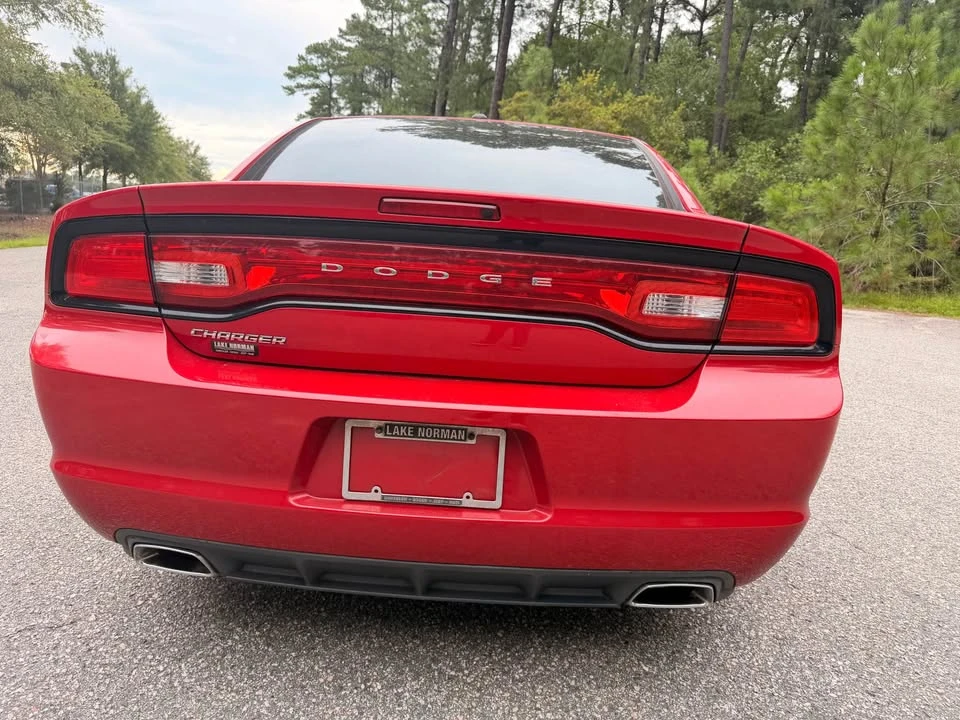 2013 Dodge Charger 7th Gen - Image 5 of 8