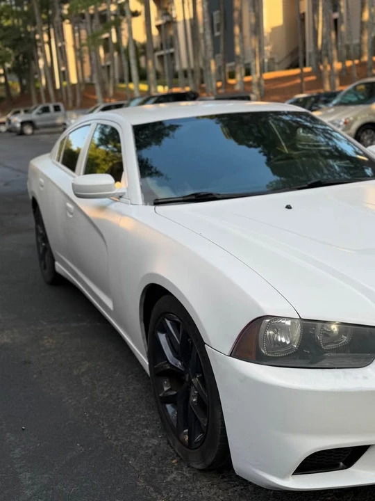 2013 Dodge Charger 7th Gen - Image 4 of 17