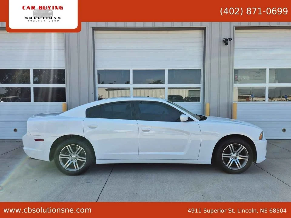 2013 Dodge Charger 7th Gen - Image 4 of 13