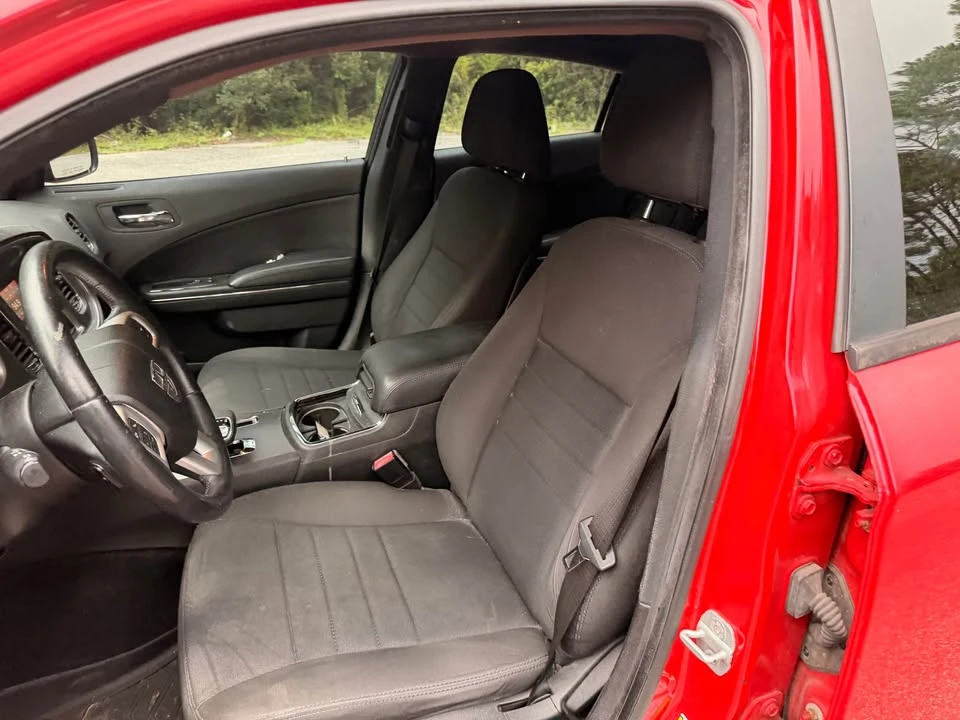 2013 Dodge Charger 7th Gen - Image 6 of 8