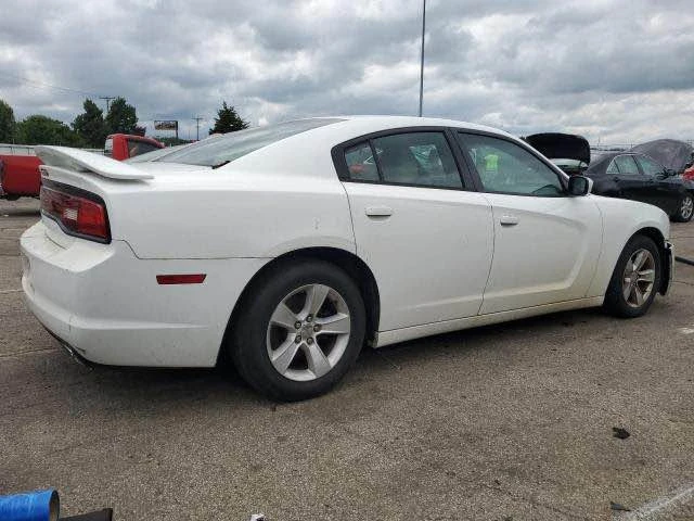 2013 Dodge Charger 7th Gen - Image 5 of 10