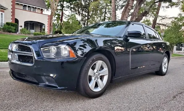 2013 Dodge Charger SE