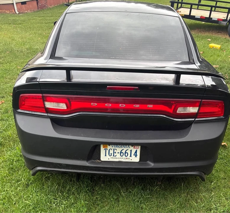 2013 Dodge Charger 7th Gen - Image 2 of 6