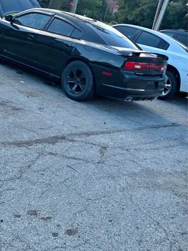 2013 Dodge Charger SE Sedan 4D