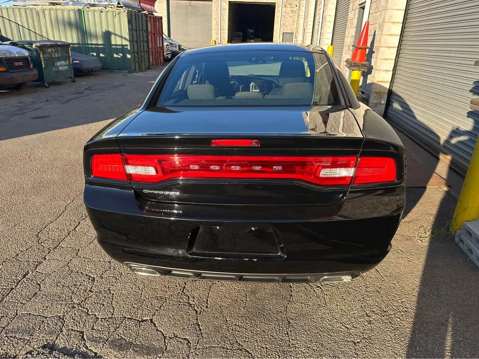 2013 Dodge Charger 7th Gen - Image 4 of 10