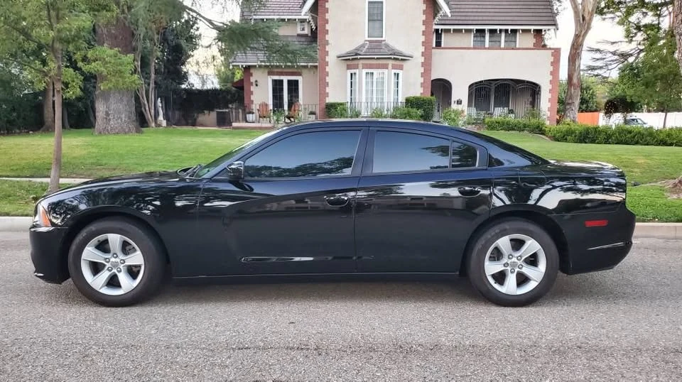 2013 Dodge Charger 7th Gen - Image 9 of 17