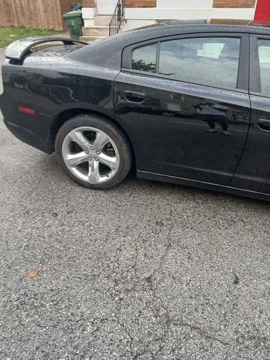 2013 Dodge Charger 7th Gen - Image 4 of 5