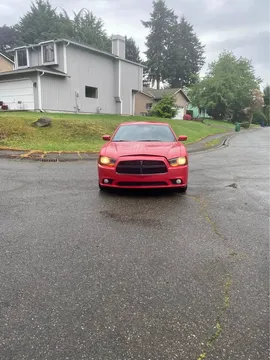 2013 Dodge Charger SE Sedan 4D