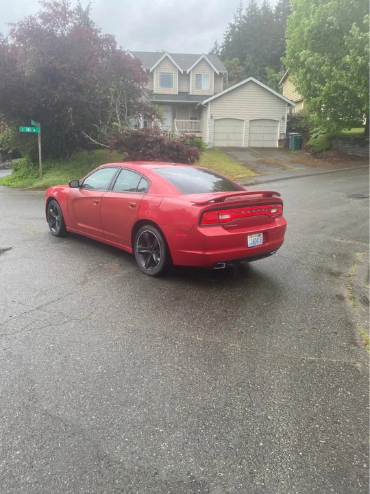 2013 Dodge Charger 7th Gen - Image 3 of 12