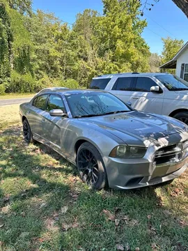 2013 Dodge Charger SE Sedan 4D
