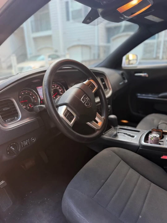 2013 Dodge Charger 7th Gen - Image 15 of 17