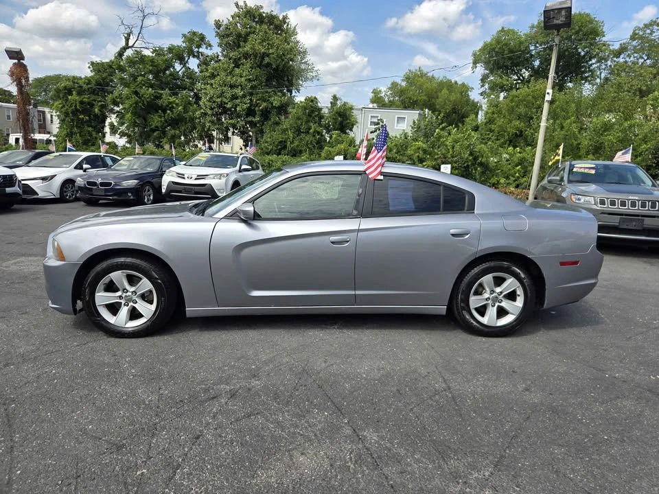 2013 Dodge Charger 7th Gen - Image 4 of 12