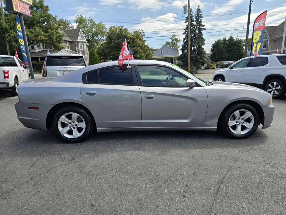 2013 Dodge Charger 7th Gen - Image 5 of 12