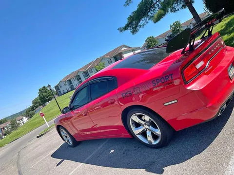 2013 Dodge Charger SE Sedan 4D