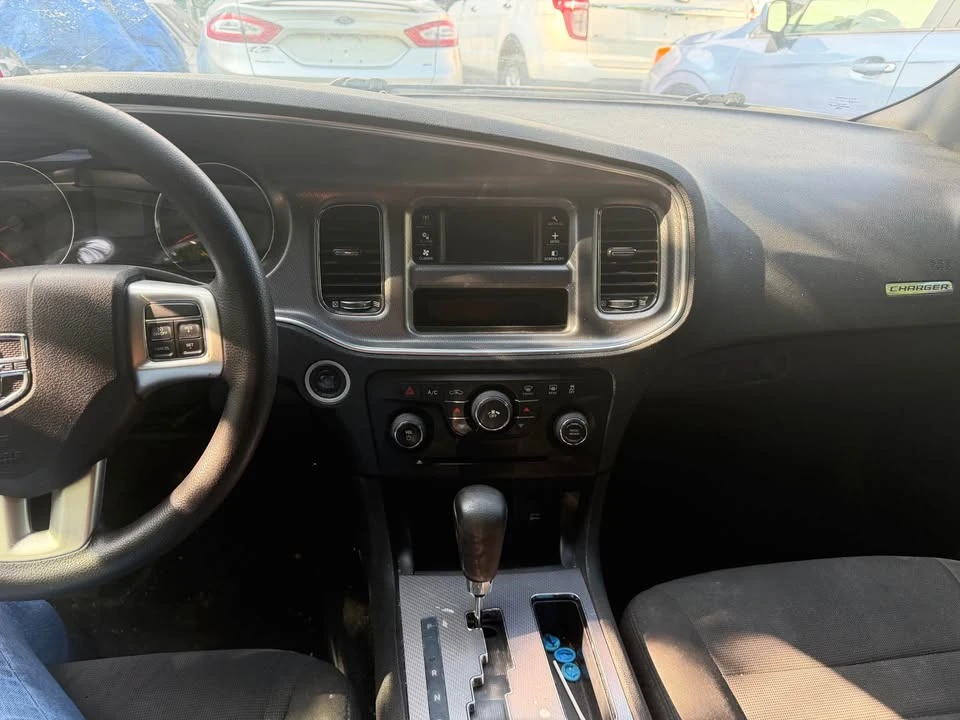 2013 Dodge Charger 7th Gen - Image 7 of 8