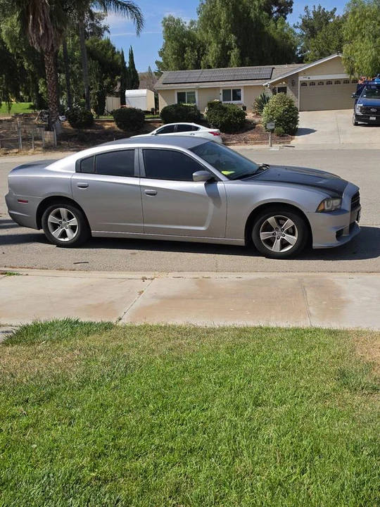 2013 Dodge Charger 7th Gen - Image 3 of 3