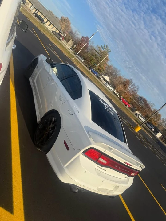 2013 Dodge Charger 7th Gen - Image 6 of 11