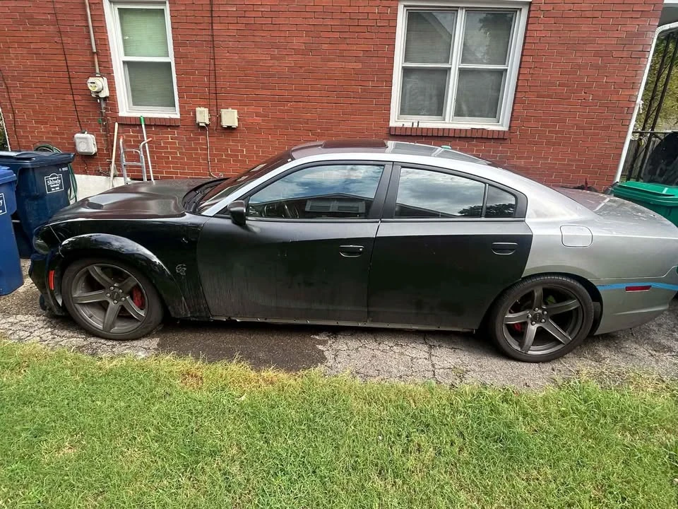2013 Dodge Charger SRT Hellcat 7th Gen - Image 3 of 4