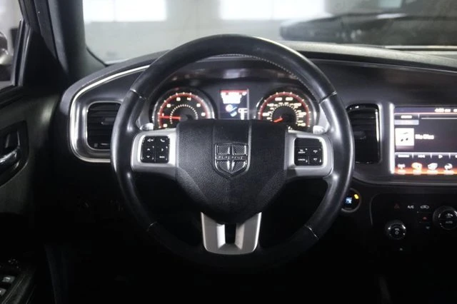2013 Dodge Charger 7th Gen - Image 13 of 20