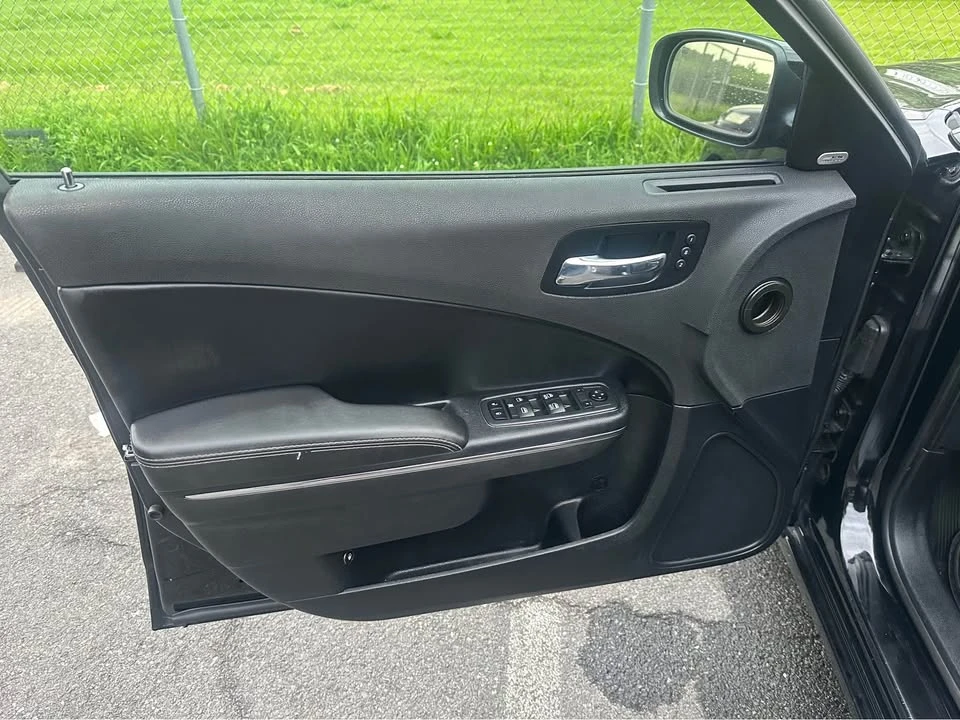 2013 Dodge Charger 7th Gen - Image 10 of 10