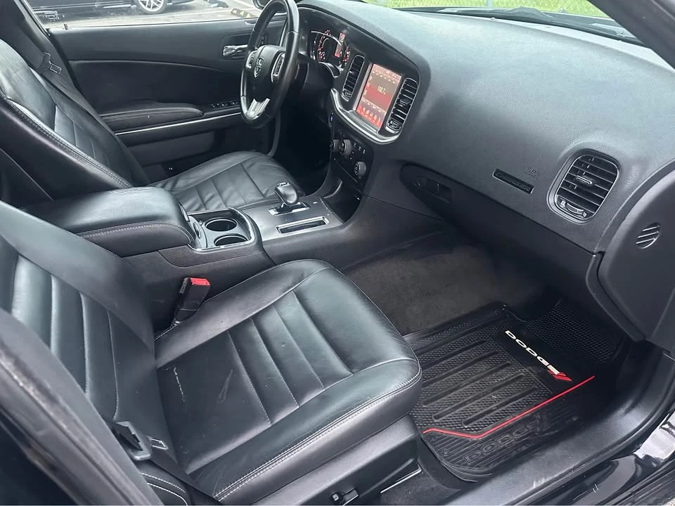 2013 Dodge Charger 7th Gen - Image 7 of 10