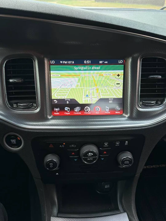 2013 Dodge Charger 7th Gen - Image 4 of 18