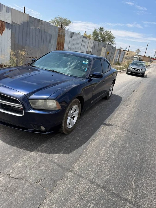 2013 Dodge Charger 7th Gen - Image 5 of 24