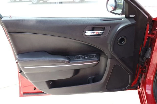 2013 Dodge Charger 7th Gen - Image 10 of 20
