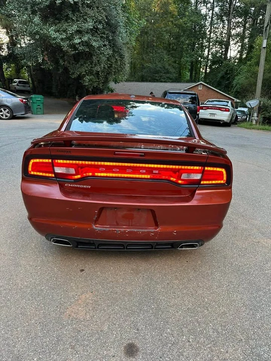 2013 Dodge Charger 7th Gen - Image 8 of 10