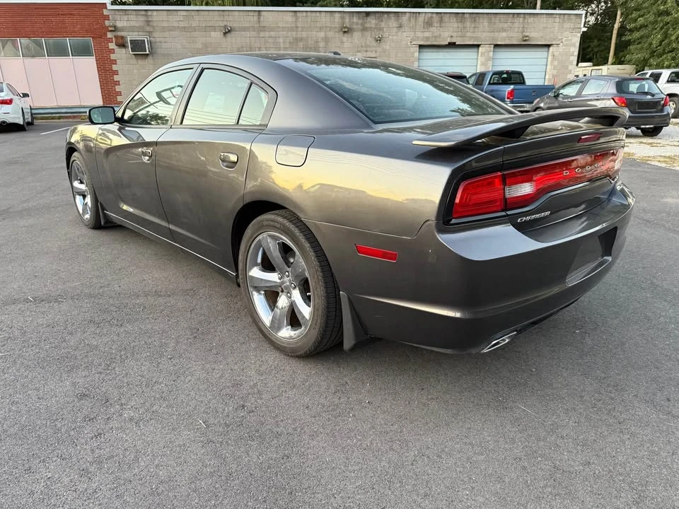 2013 Dodge Charger 7th Gen - Image 3 of 14