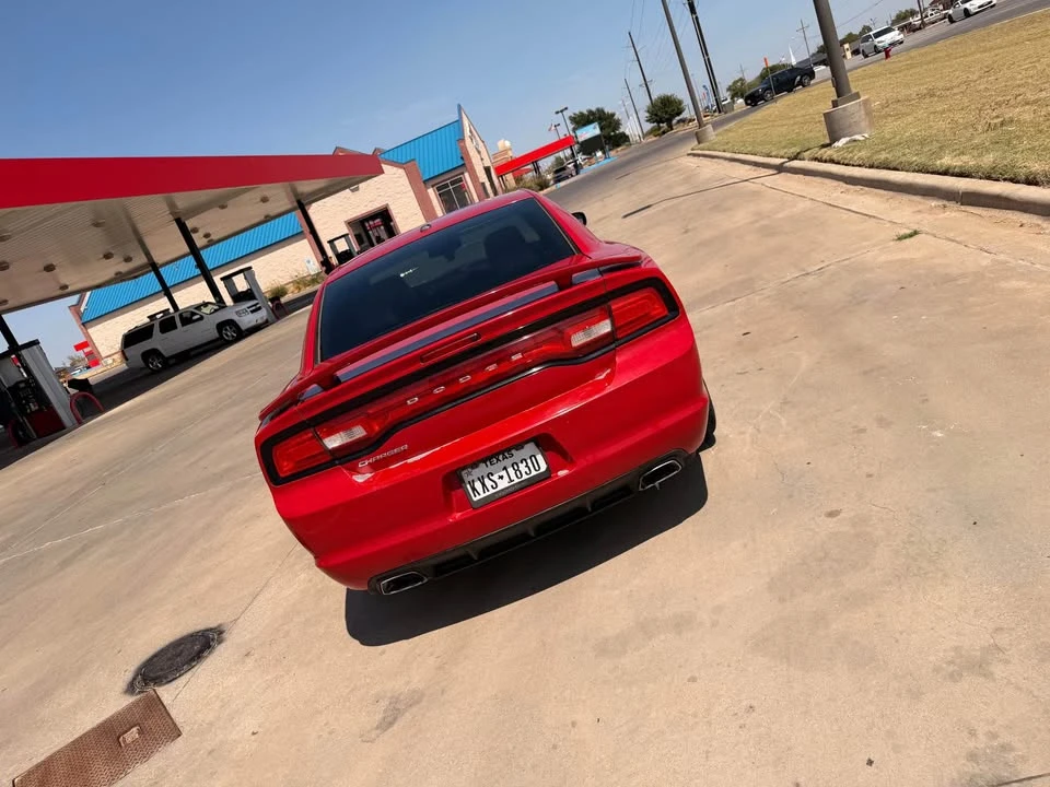 2013 Dodge Charger 7th Gen - Image 3 of 7