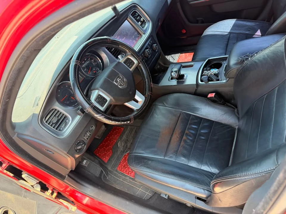 2013 Dodge Charger 7th Gen - Image 6 of 7