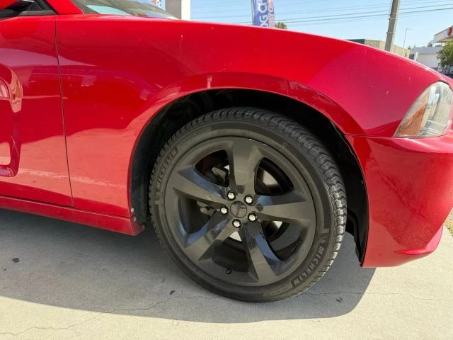 2013 Dodge Charger 7th Gen - Image 11 of 14