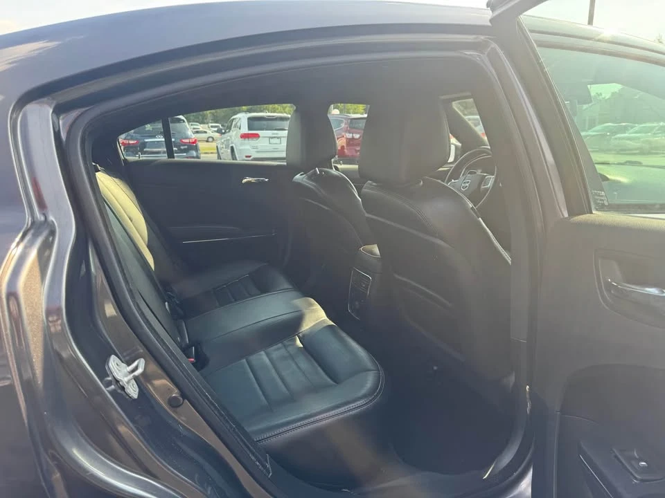 2013 Dodge Charger 7th Gen - Image 7 of 10