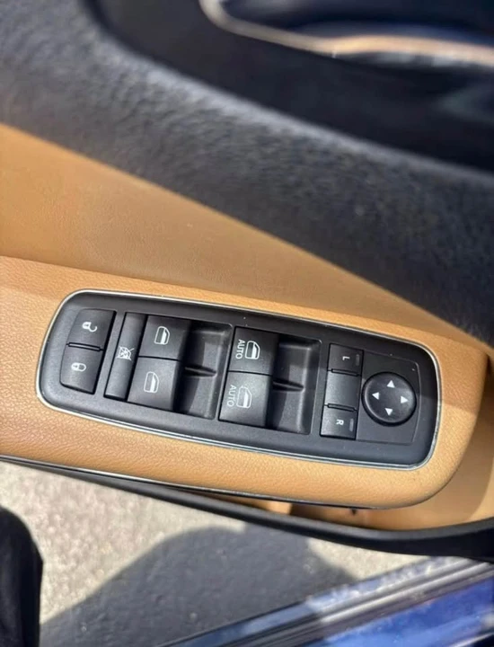2013 Dodge Charger 7th Gen - Image 18 of 20