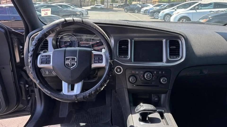 2013 Dodge Charger 7th Gen - Image 15 of 17