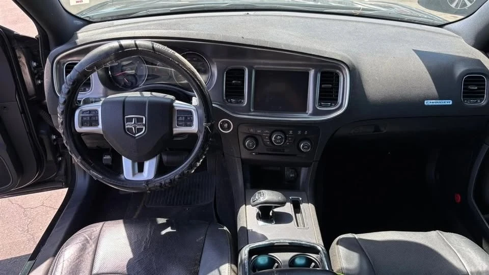 2013 Dodge Charger 7th Gen - Image 14 of 17