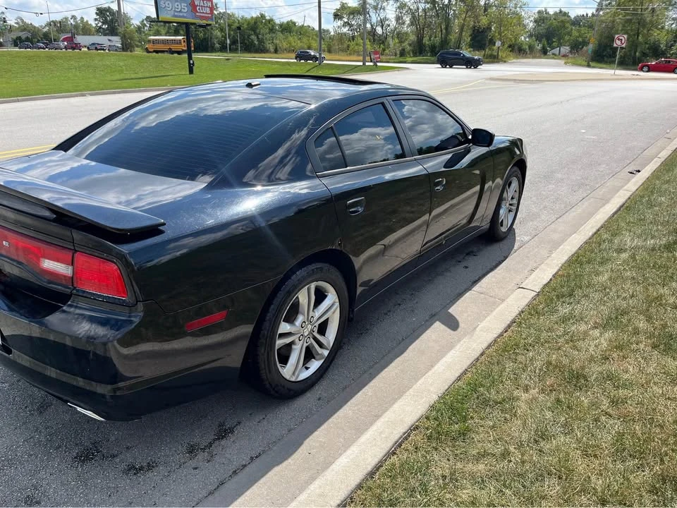 2013 Dodge Charger 7th Gen - Image 6 of 7