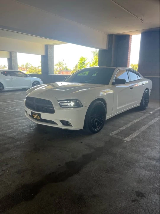 2013 Dodge Charger 7th Gen - Image 16 of 16