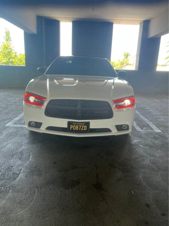 2013 Dodge Charger 7th Gen - Image 4 of 16