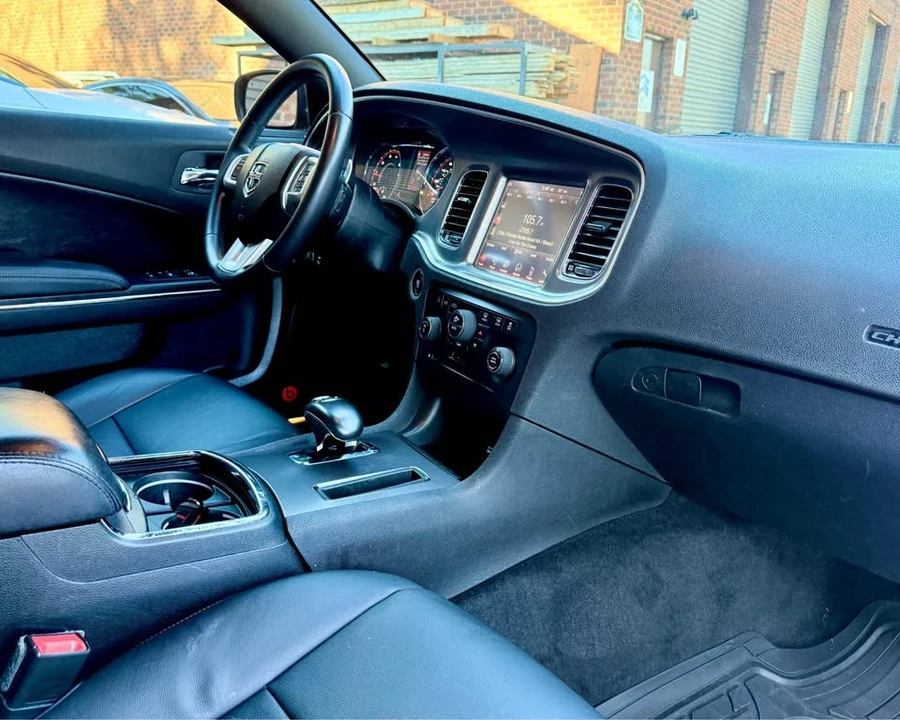2013 Dodge Charger 7th Gen - Image 11 of 18