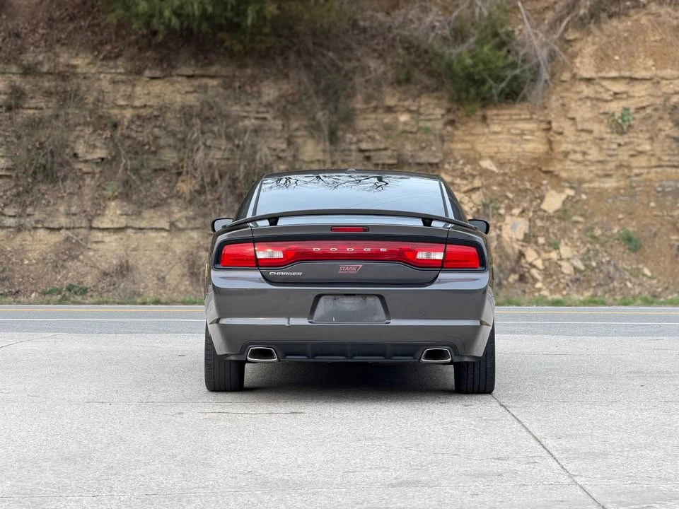2013 Dodge Charger 7th Gen - Image 5 of 18