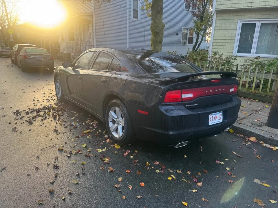 2013 Dodge Charger 7th Gen - Image 6 of 20