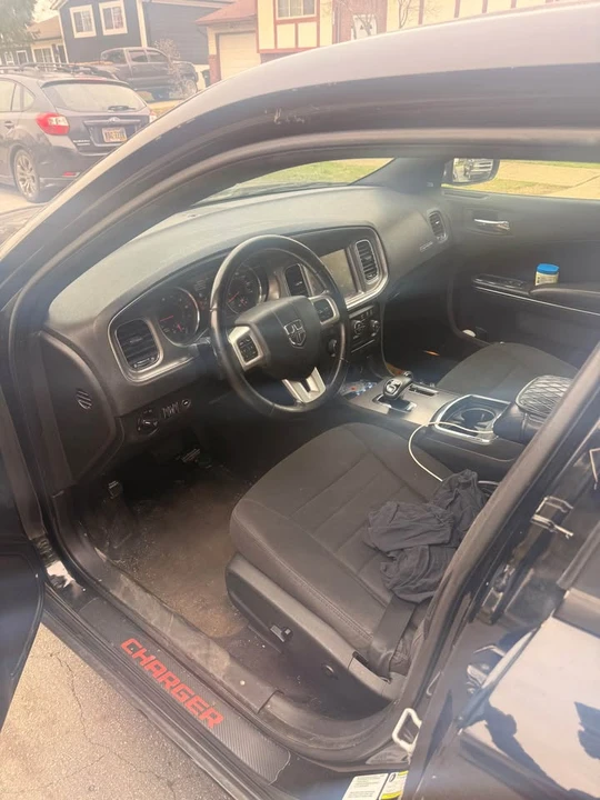 2013 Dodge Charger 7th Gen - Image 3 of 5