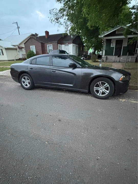 2013 Dodge Charger - Image 2 of 9